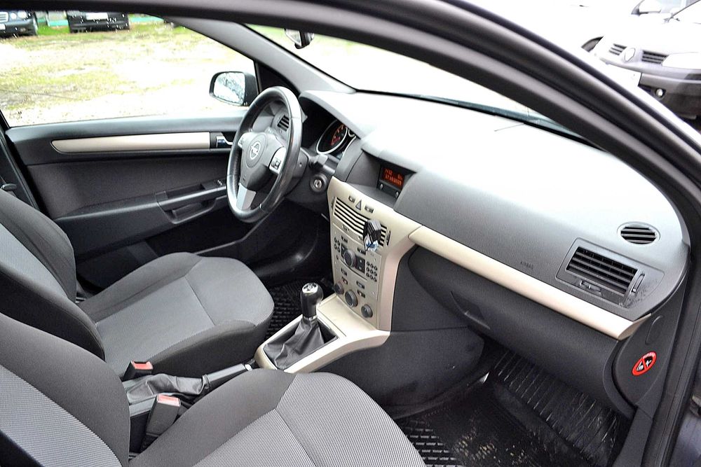 Opel Astra H 1,6 cm 2008r benzyna , klima , super stan , okazja !!