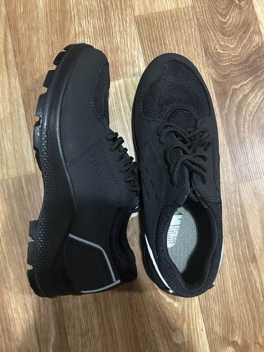 Кросівки(черевики) поліцейські