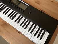 NI Komplete Kontrol S61 MK2 - BDB stan, Software