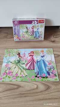 Puzzle Trefl 4+ Disney Spacer po ogrodzie