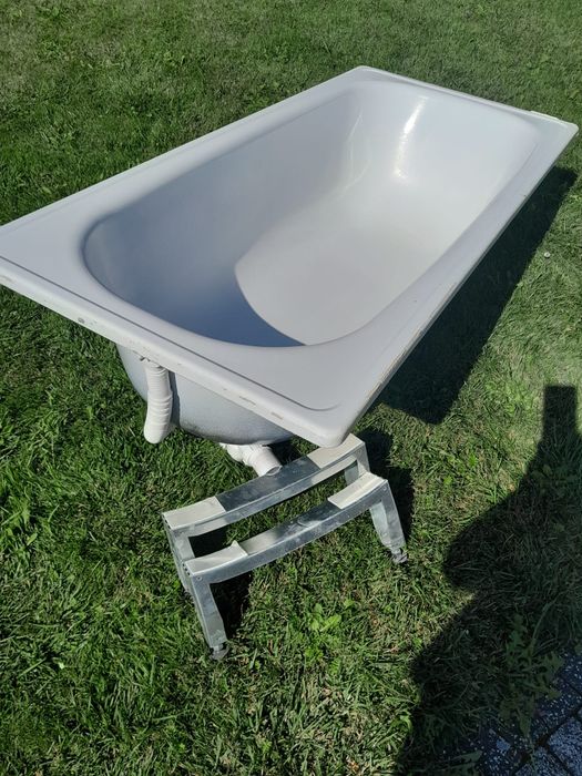 Wanna łazienkowa z demontażu 150 x 70 w bardzo dobrym stanie