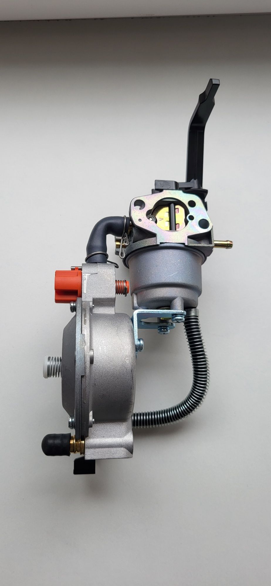 Карбюратор генератора 168F/170F 2.0-3.0 kWt + (газовый редуктор)