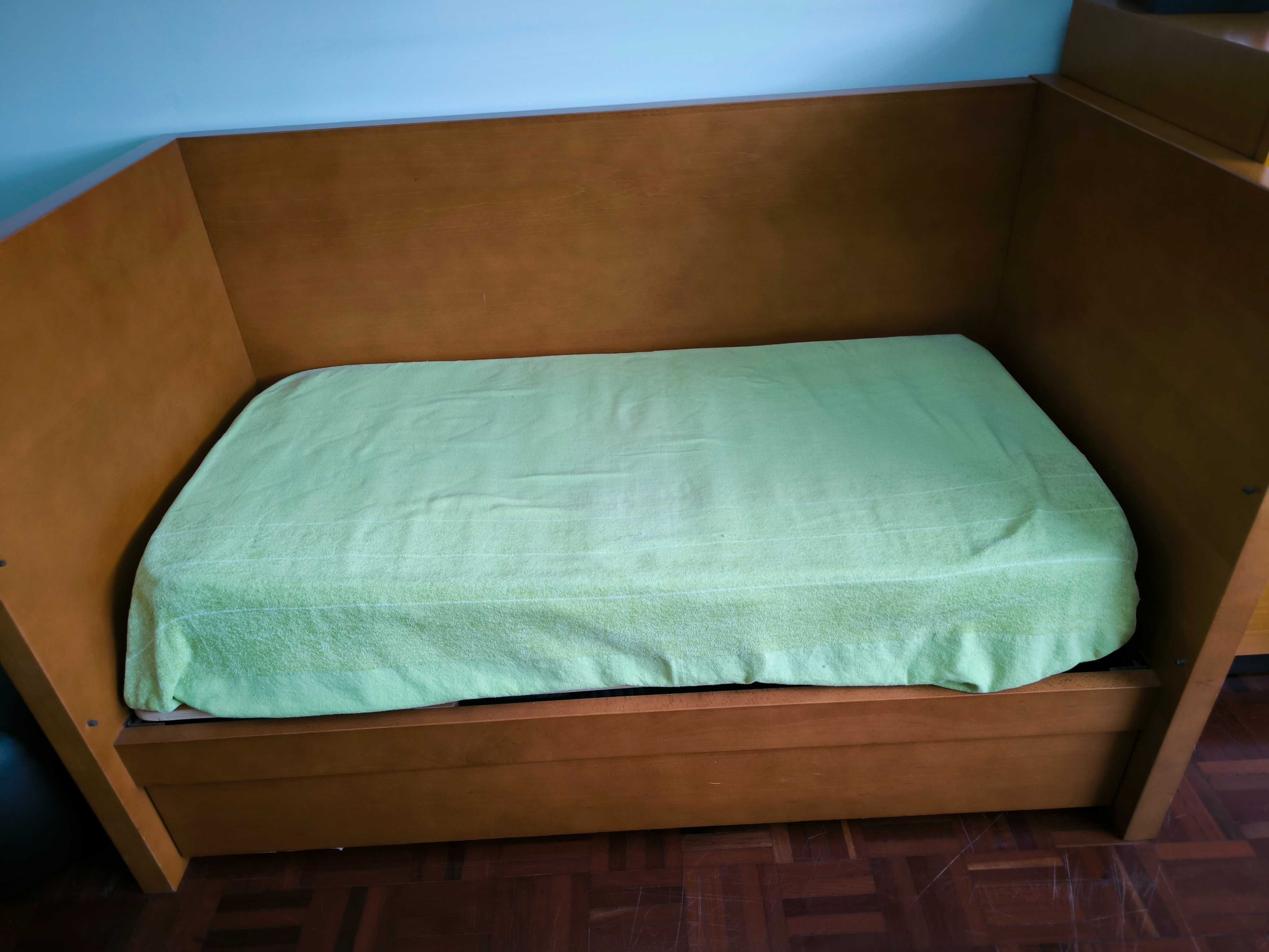 Cama de bebé / criança