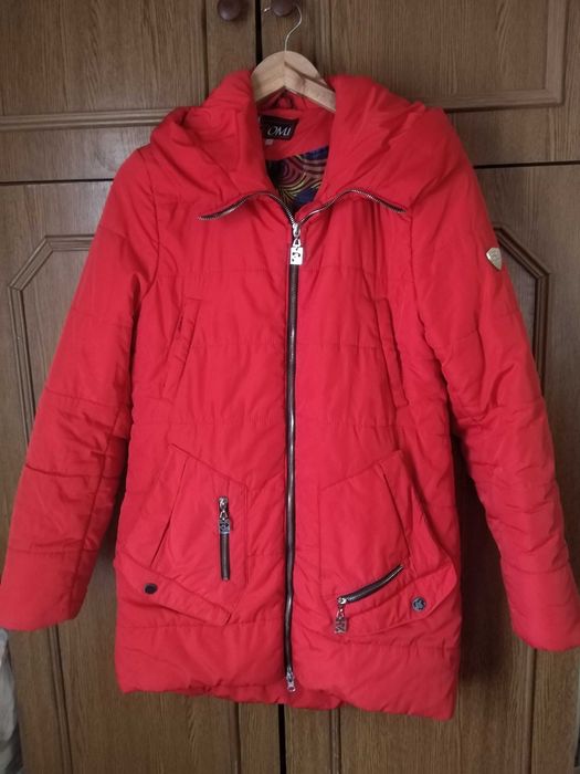 Куртка жіноча розмір 48