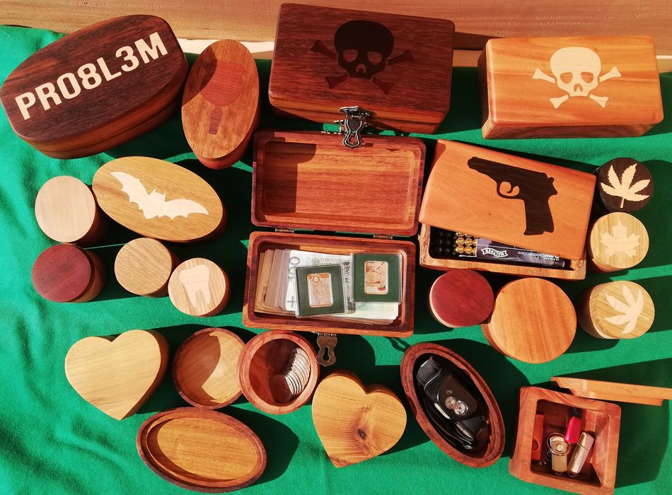 Walther pistolet intarsja drewniane pudełko mahoń szkatułka