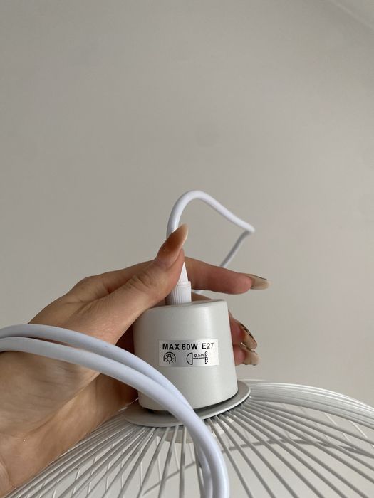 Lampa wisząca biała