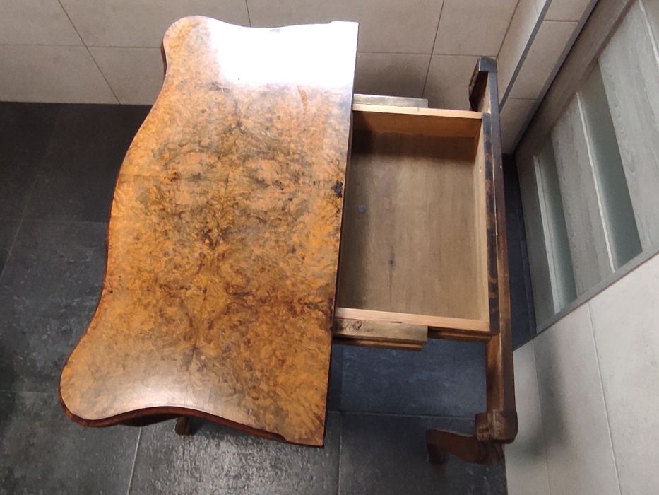 Stary rozkładany stolik do brydża