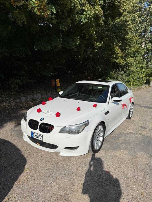 BMW M5 V10 M3 Wynajem auta na ślub Prezent na urodziny kawalerski