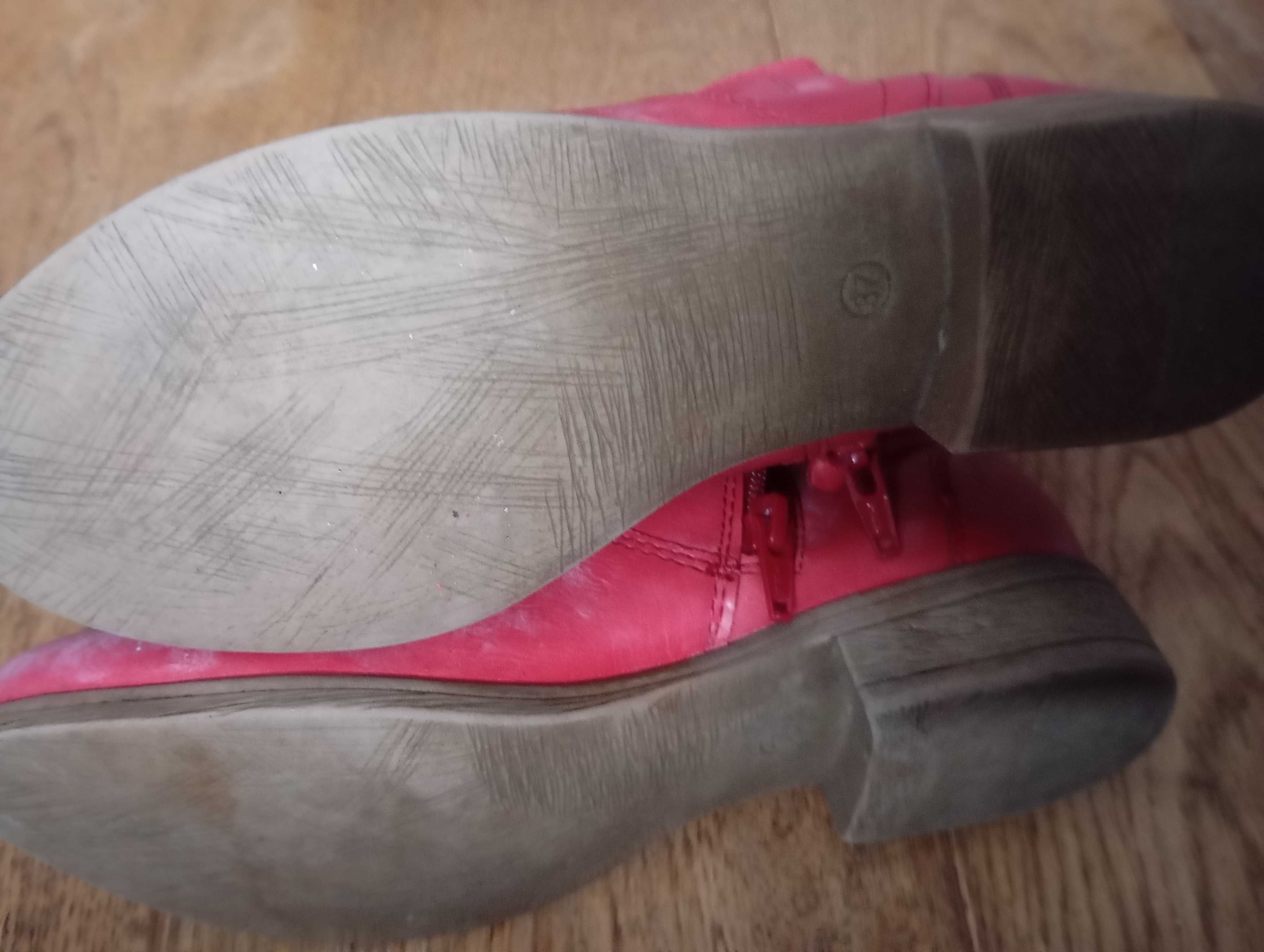 Buty/botki czerwone jesienno wiosenne