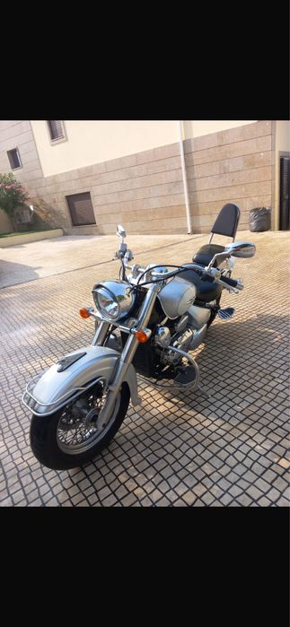 Suzuki intruder 800