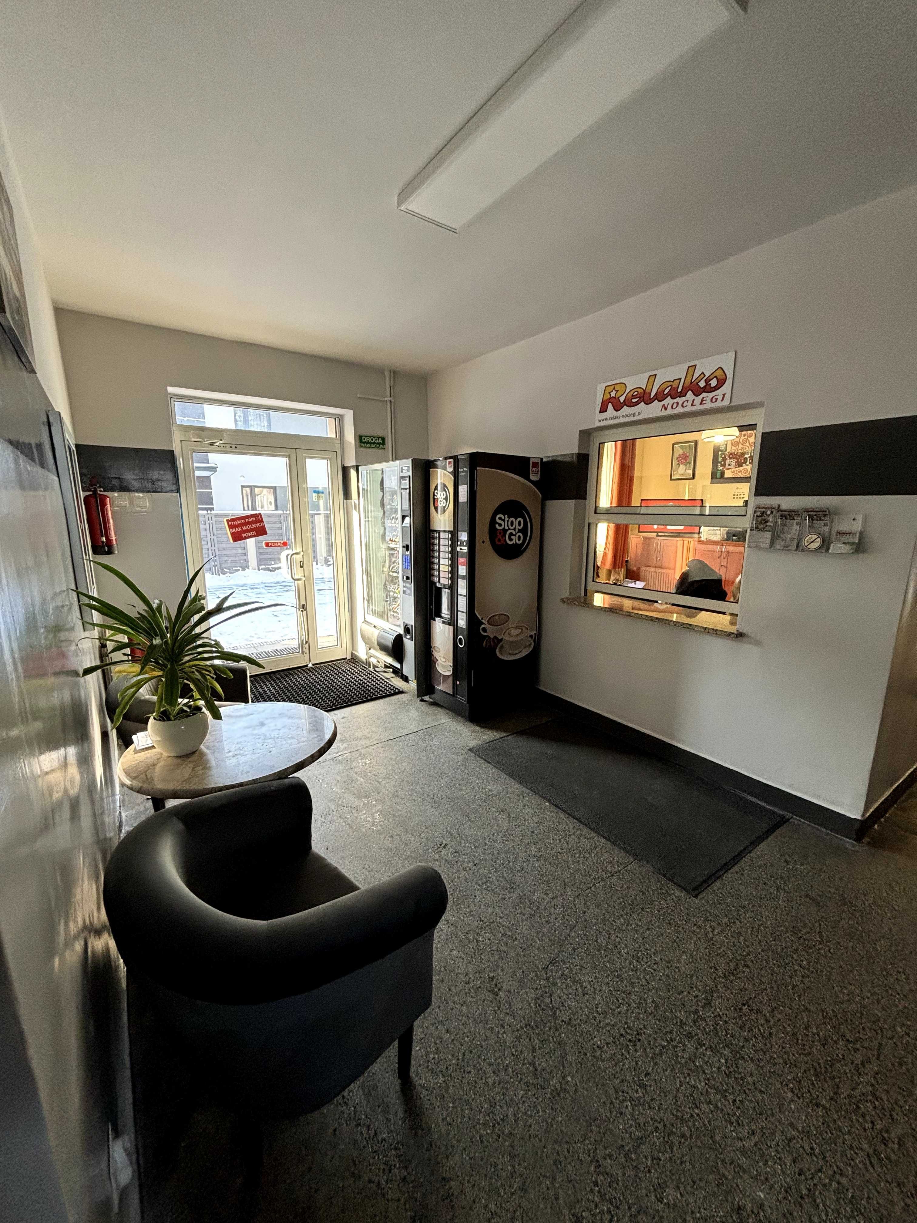Od 32 zl Kwatery pokoje hotel pracowniczy / Вільні кімнати