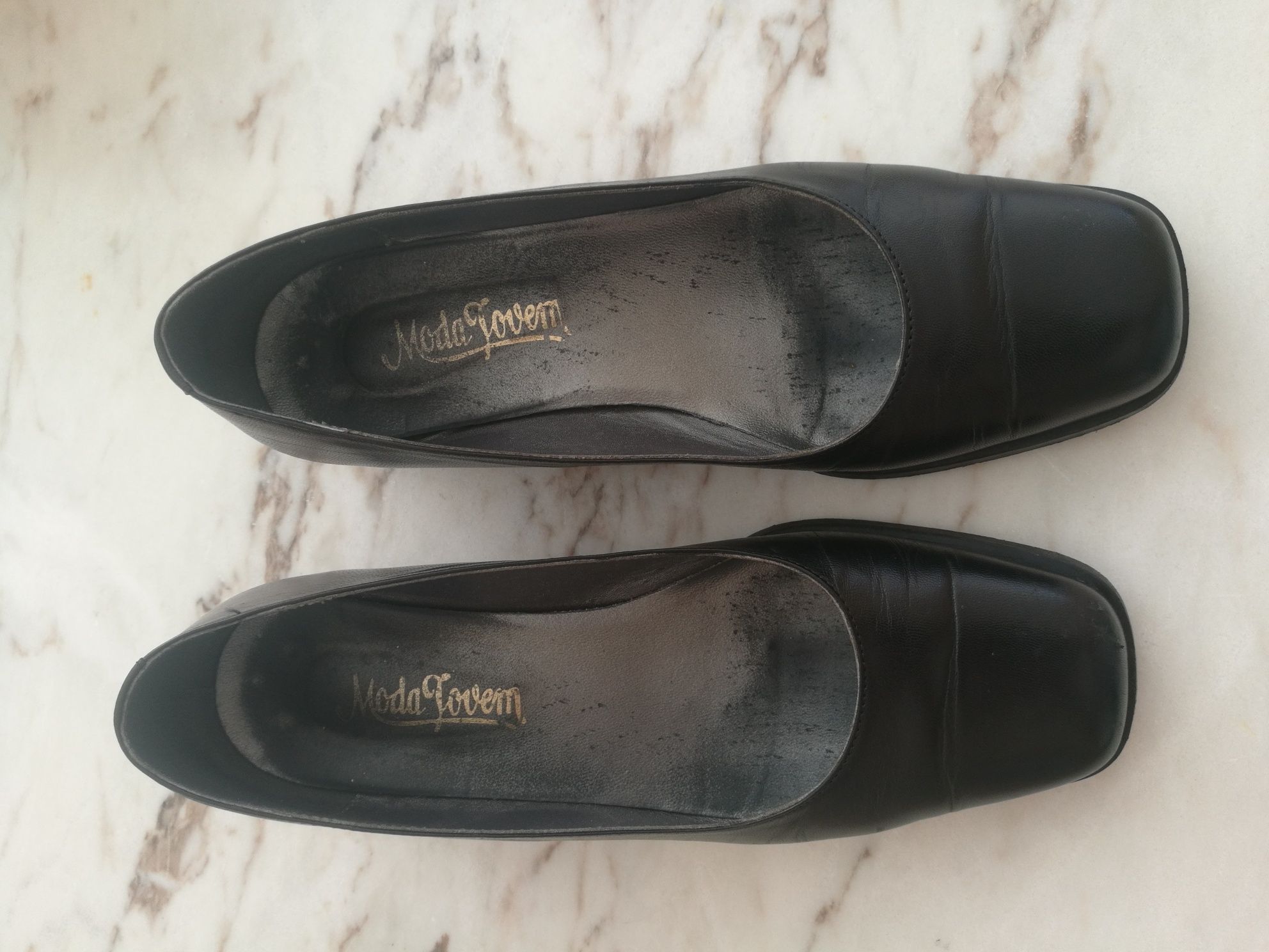 Sapatos de Traje Académico