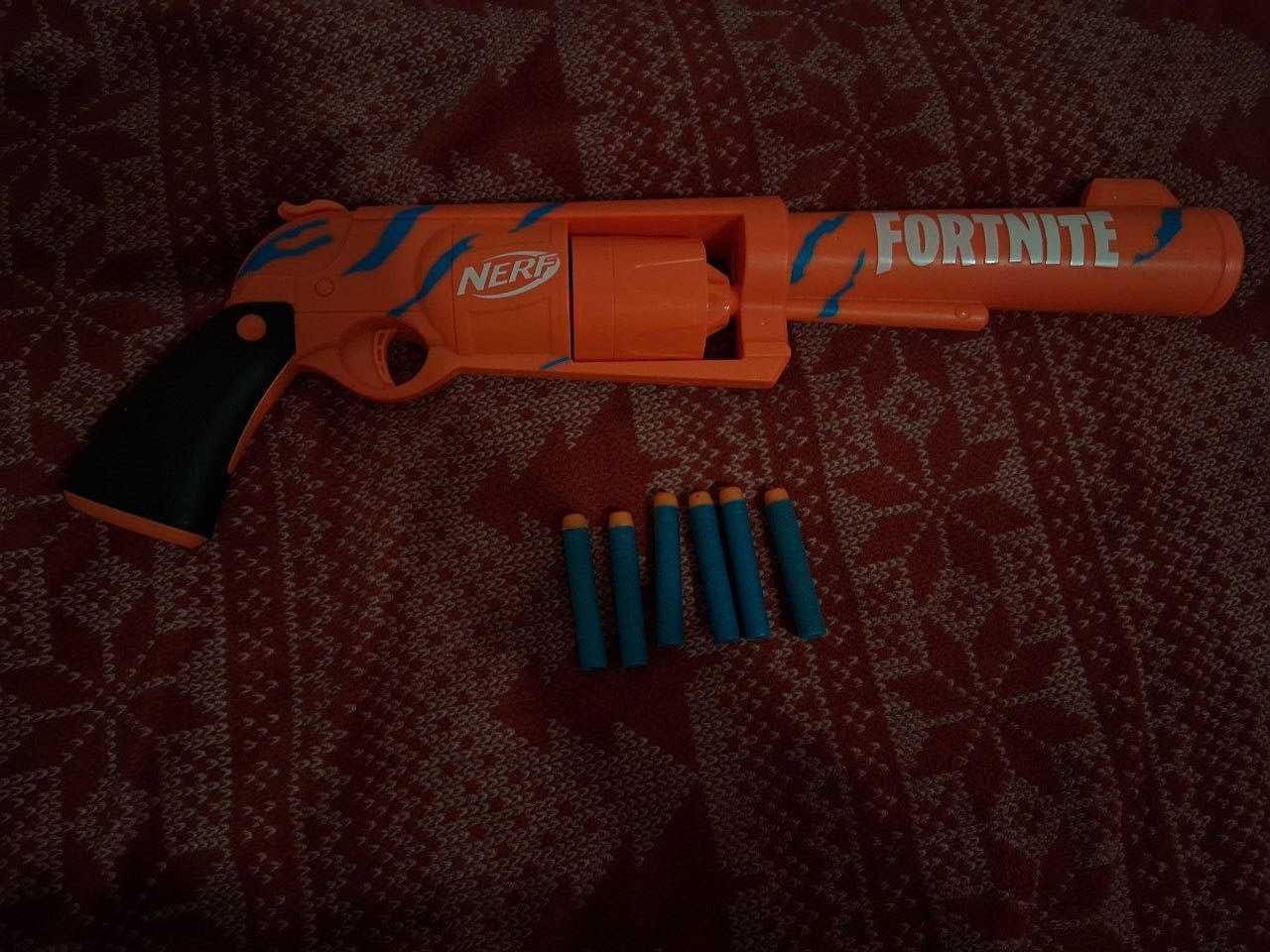 Nerf fortnite revolver 6-SH usado