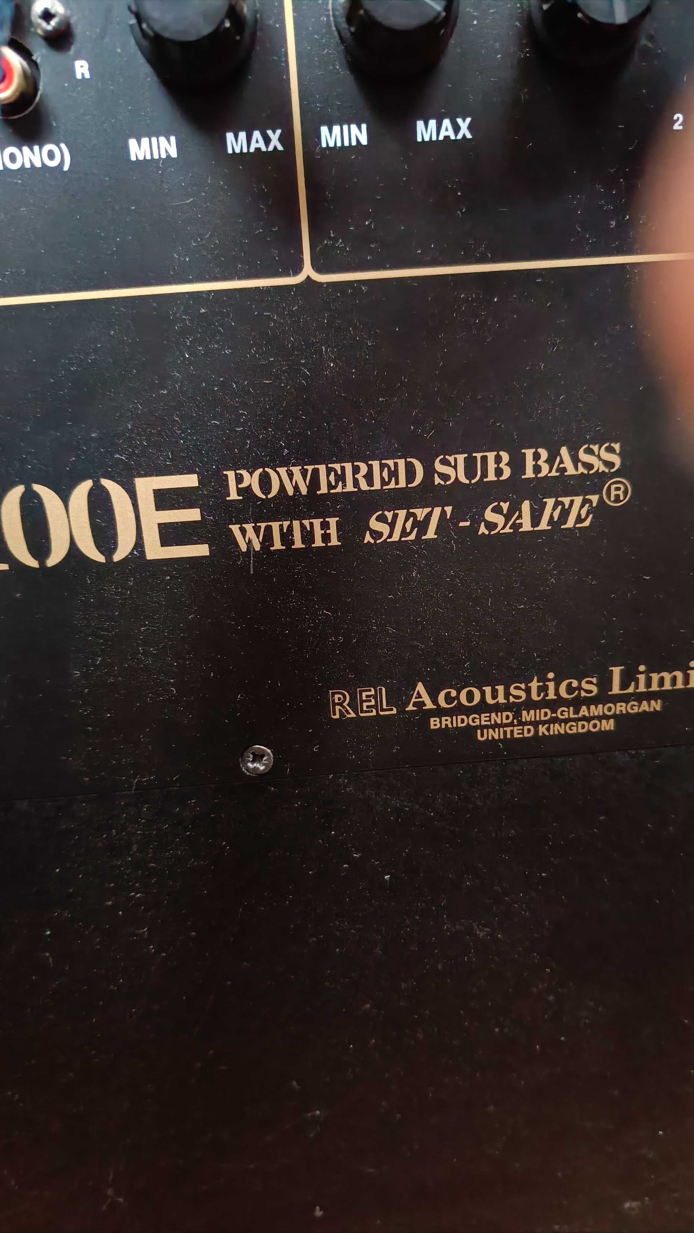 Сабвуфер REL Q100E