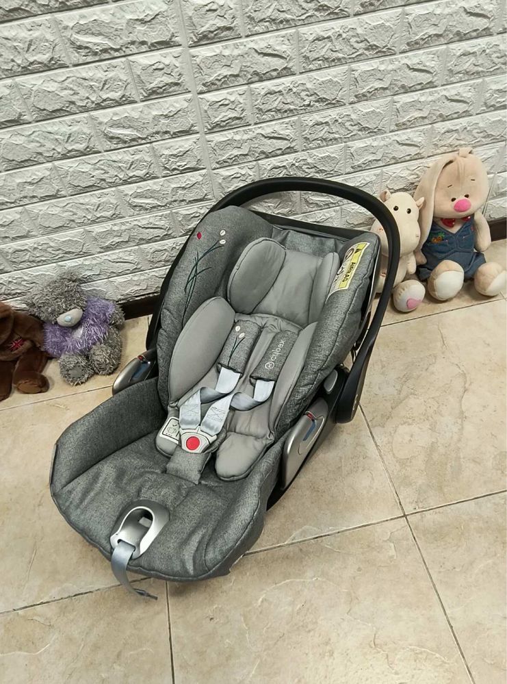 Автокрісло Cybex Cloud Z i-Size Група 0+ (0-13 кг)