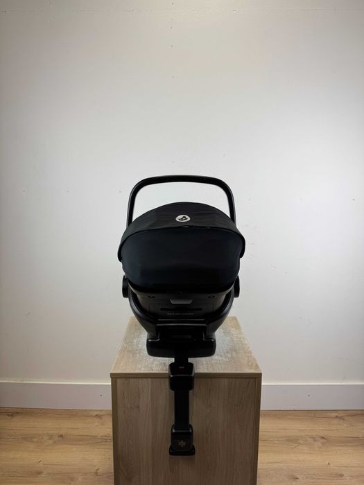 Fotelik samochodowy Maxi Cosi Marble z bazą