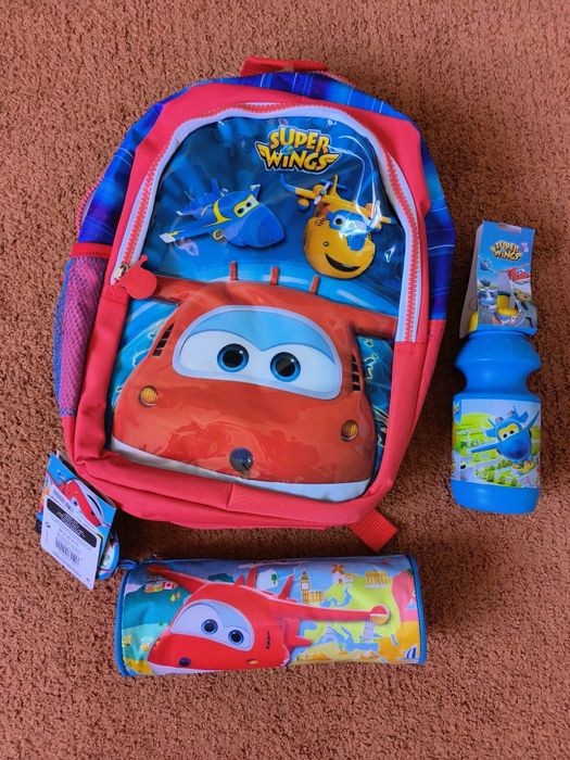Mochila, garrafa e estojo "SuperWings"