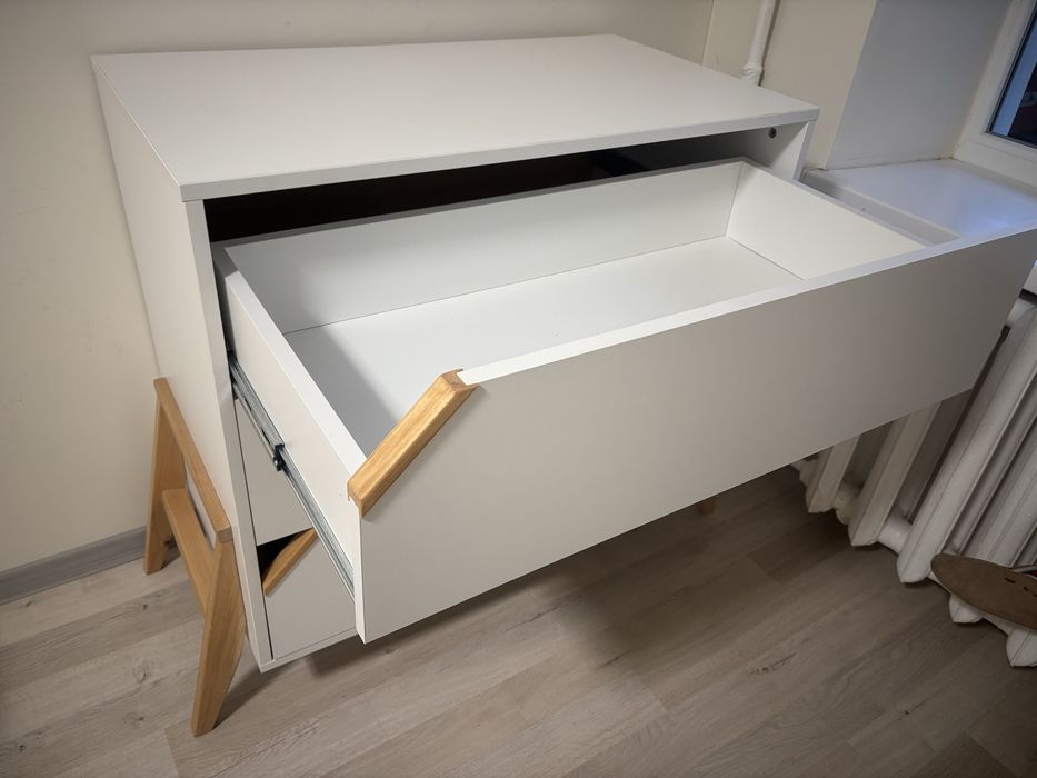 Комод з пеленальним столиком