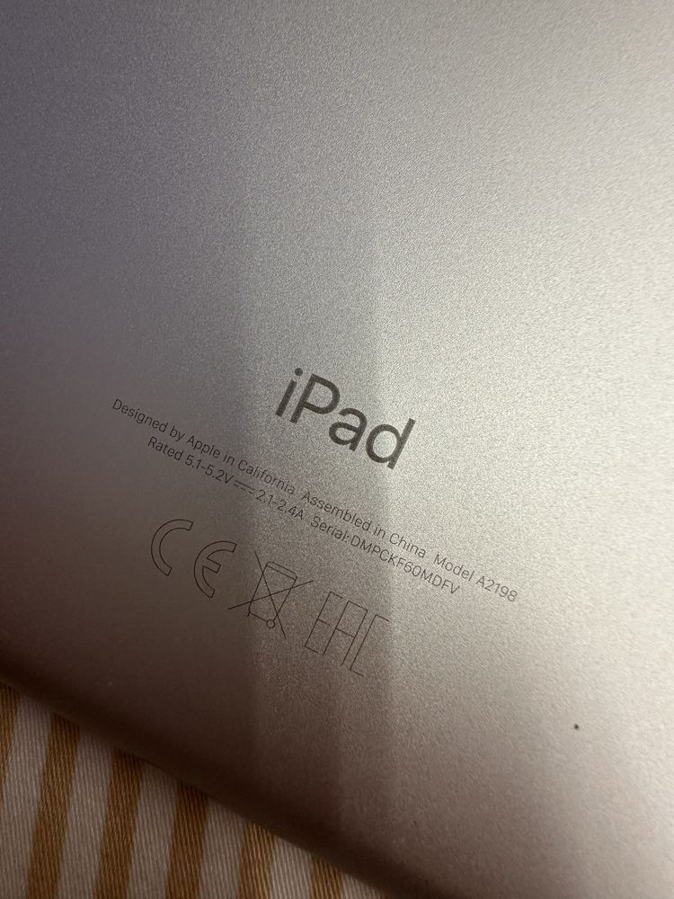 iPad 7. generacji srebrny 32gb