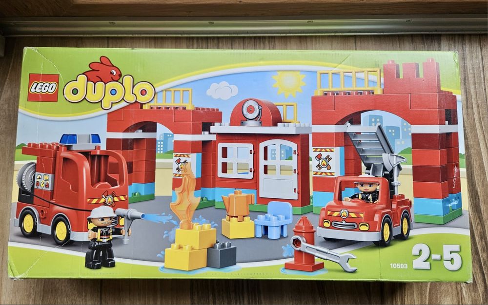 Lego Duplo 10593 - Remiza strażacka - komplet 100%!