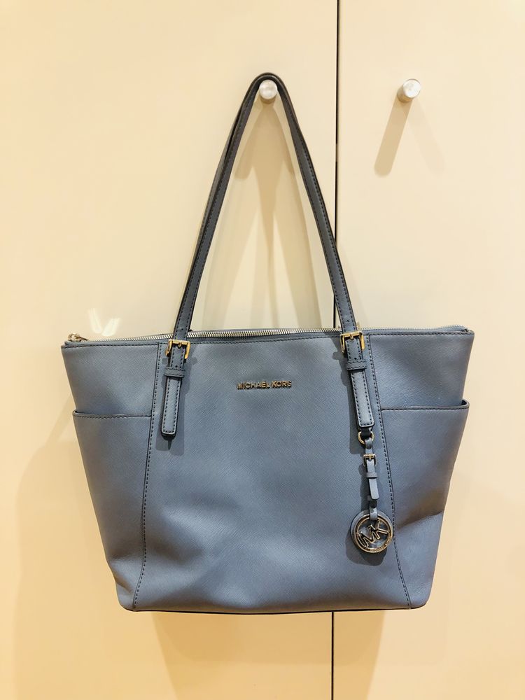 Mala Michael Kors