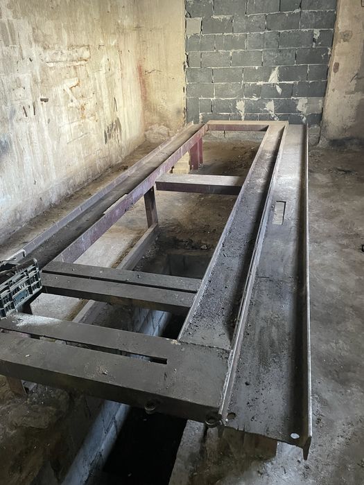 Szyna  .Stal . Dwuteownik  20 m szer 280 +240 .Rama naprawcza