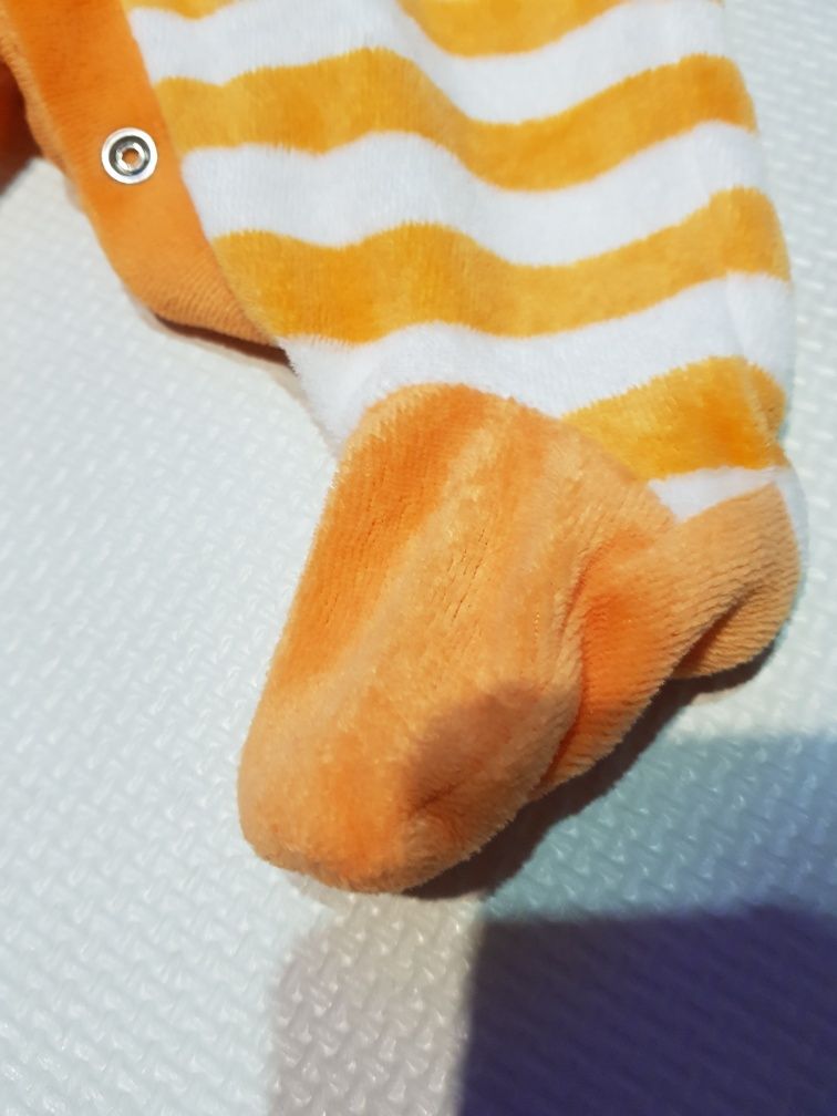 Pajacyk dynia welurowy r.56 sesja Halloween strój dyni