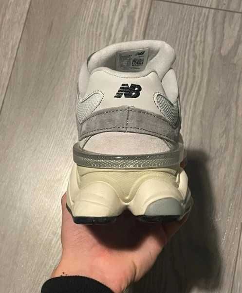 "Buty koszykówki "New_Balance_9060_Rain_Cloud_Grey R.44