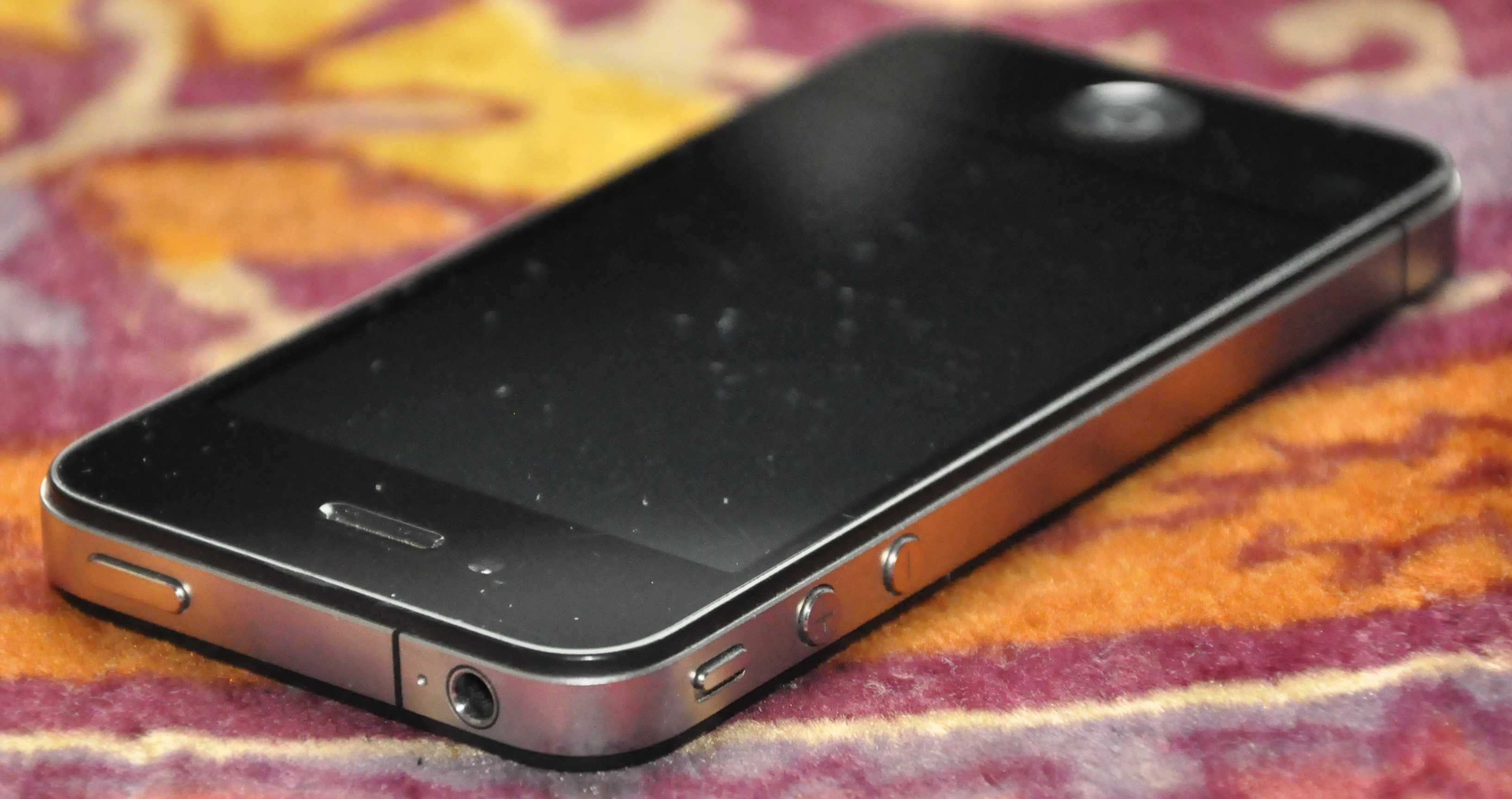 Apple iPhone 4G телефон
