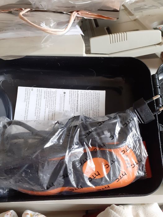 Maszynka do strzyżenia,nowa,użyta tylko do spróbowania,cały zestaw