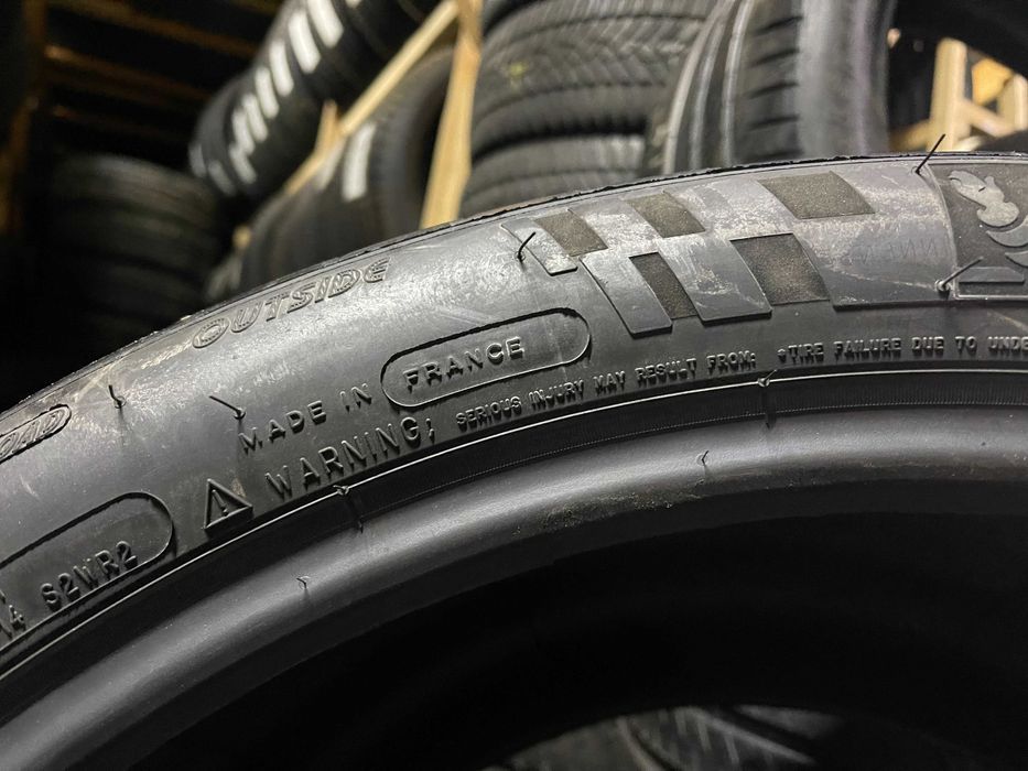 Нові шини 325/30R21 108Y MICHELIN Pilot Sport CUP2 (Франція)