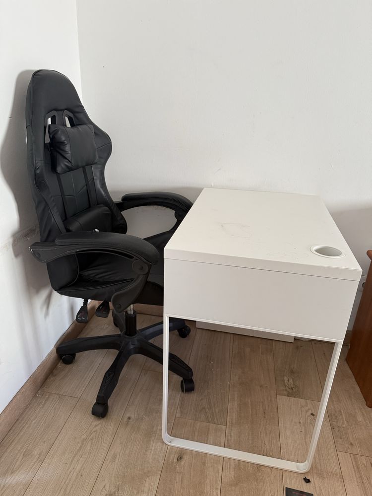 Cadeira e Mesa para escritiorio