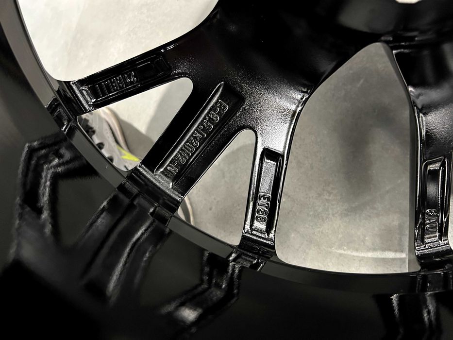 Oryginalne felgi aluminiowe 20 5x112 Audi Q3 RSQ3 Tiguan Kodiaq Superb