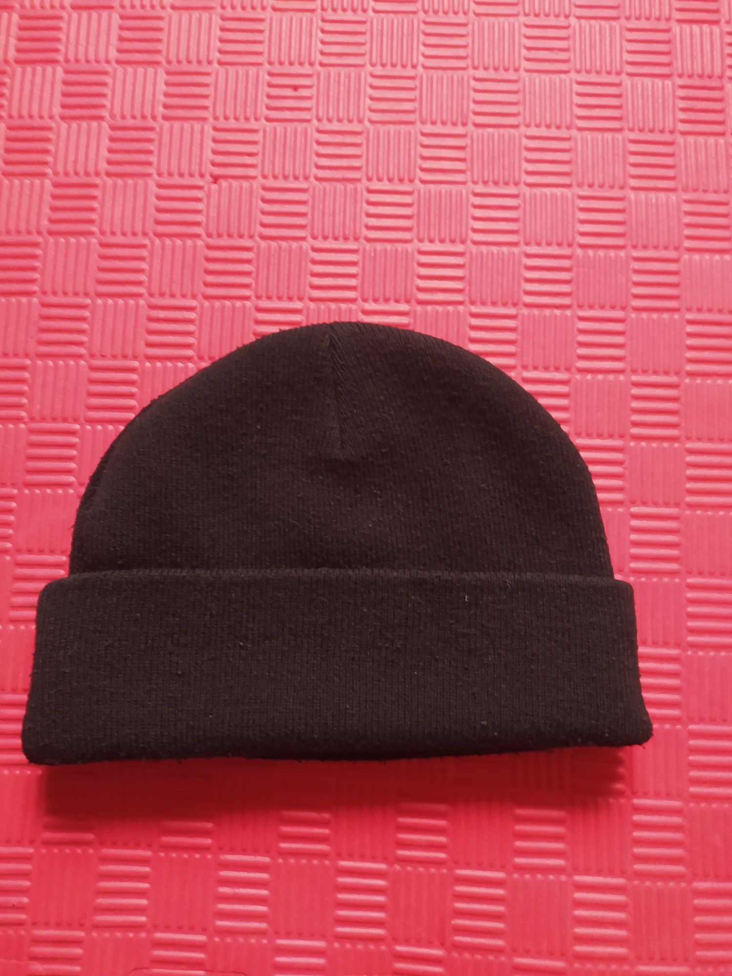 Adidas one size шапка.