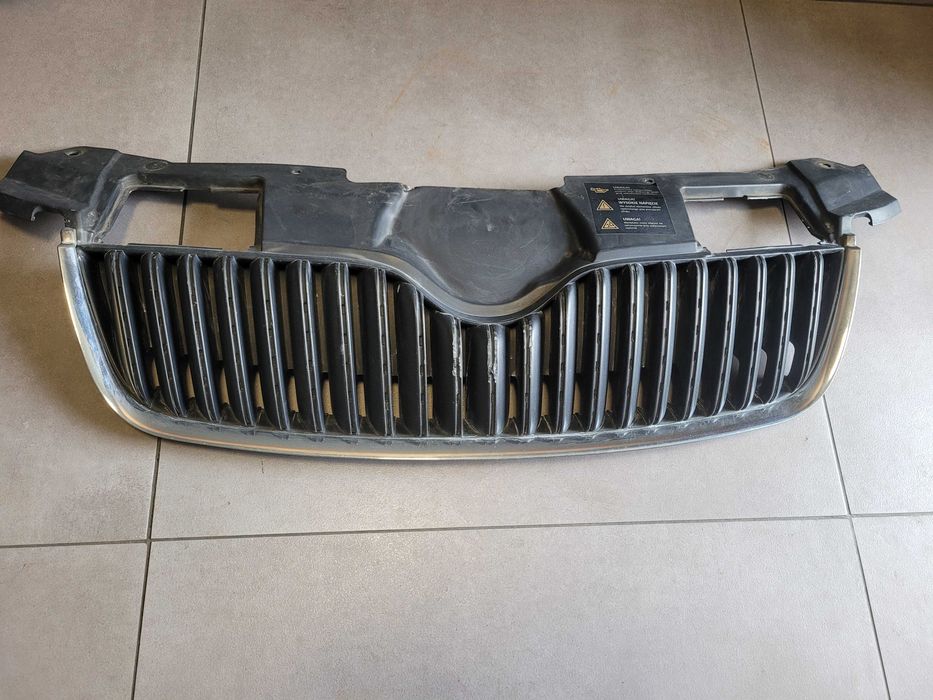 Atrapa grill chrom Skoda Fabia II przedlift 5J0.853.668A