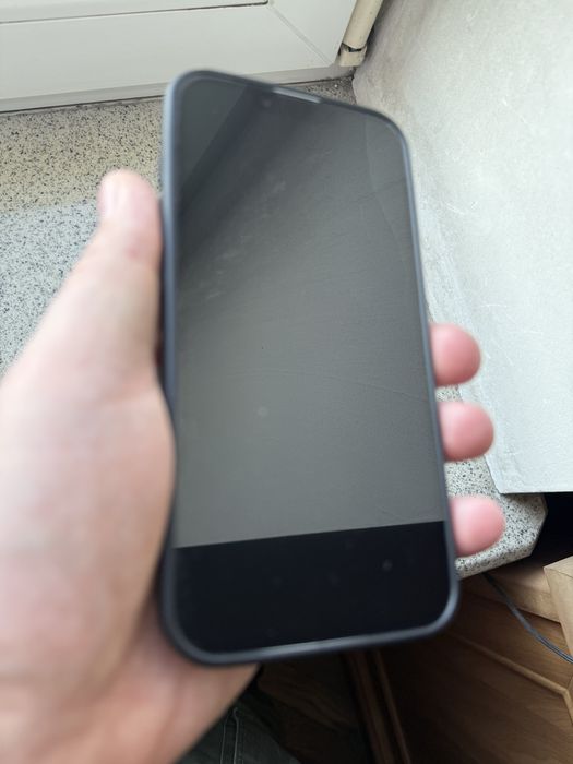 Apple Iphone 16e 128  sim locked