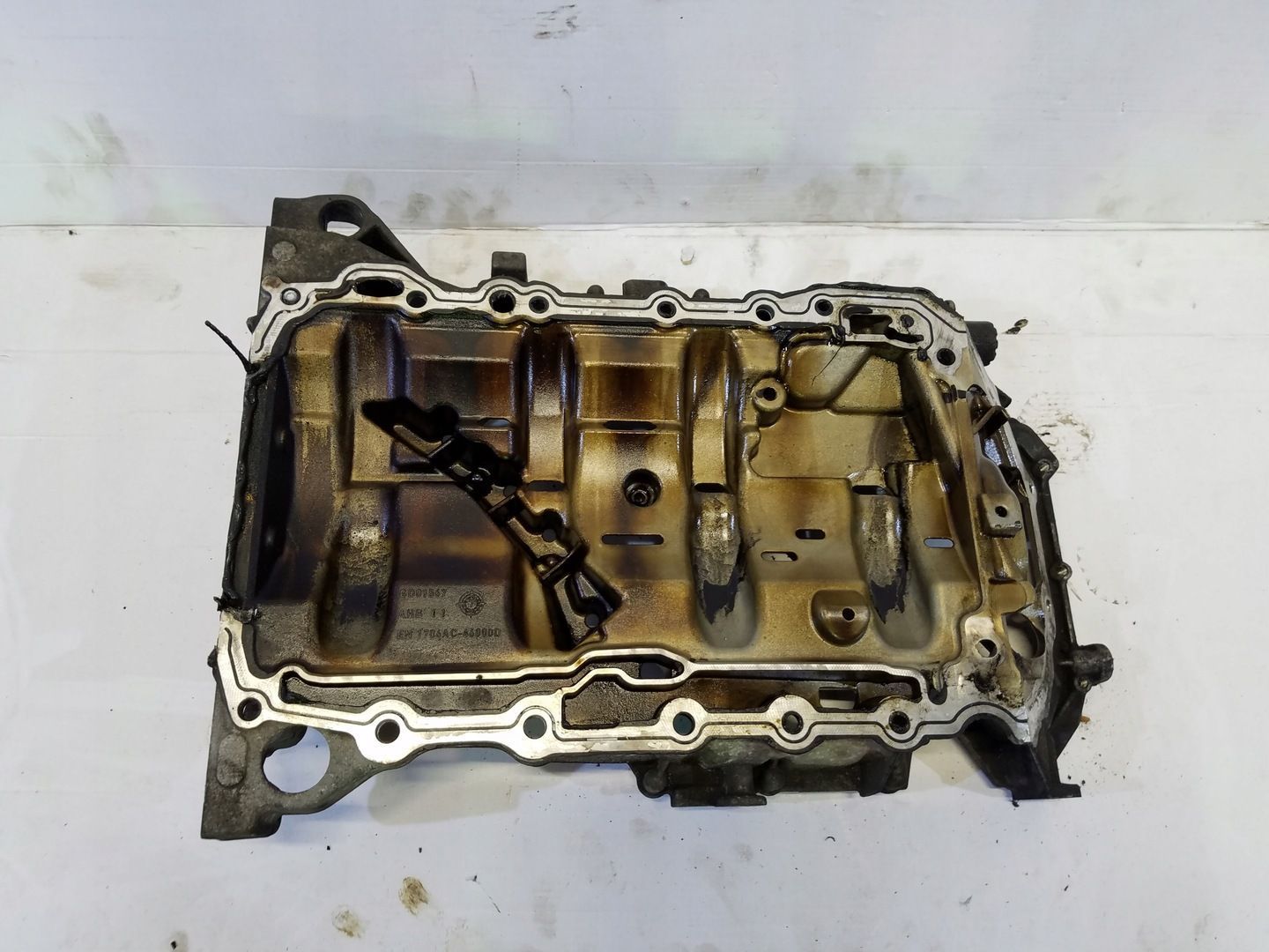 KARTER MISKA AUDI A5 8T 2.0 TFSI CDN 06H103603S