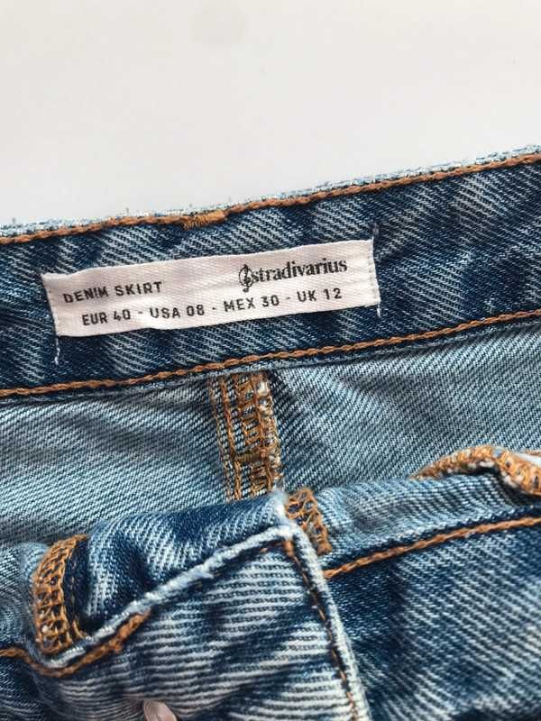 Niebieska jeansowa spodniczka damska Stradivarius M 38 L 40