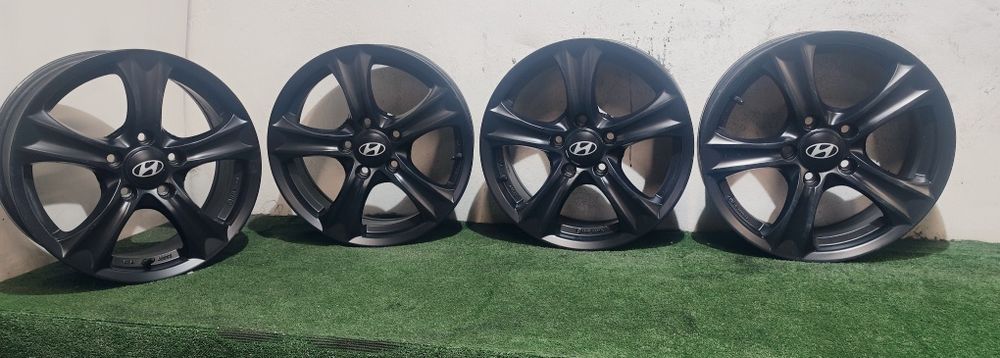 Felgi aluminiowe OE Hiundai ix35 16" 6.5J Et45 5x114.3