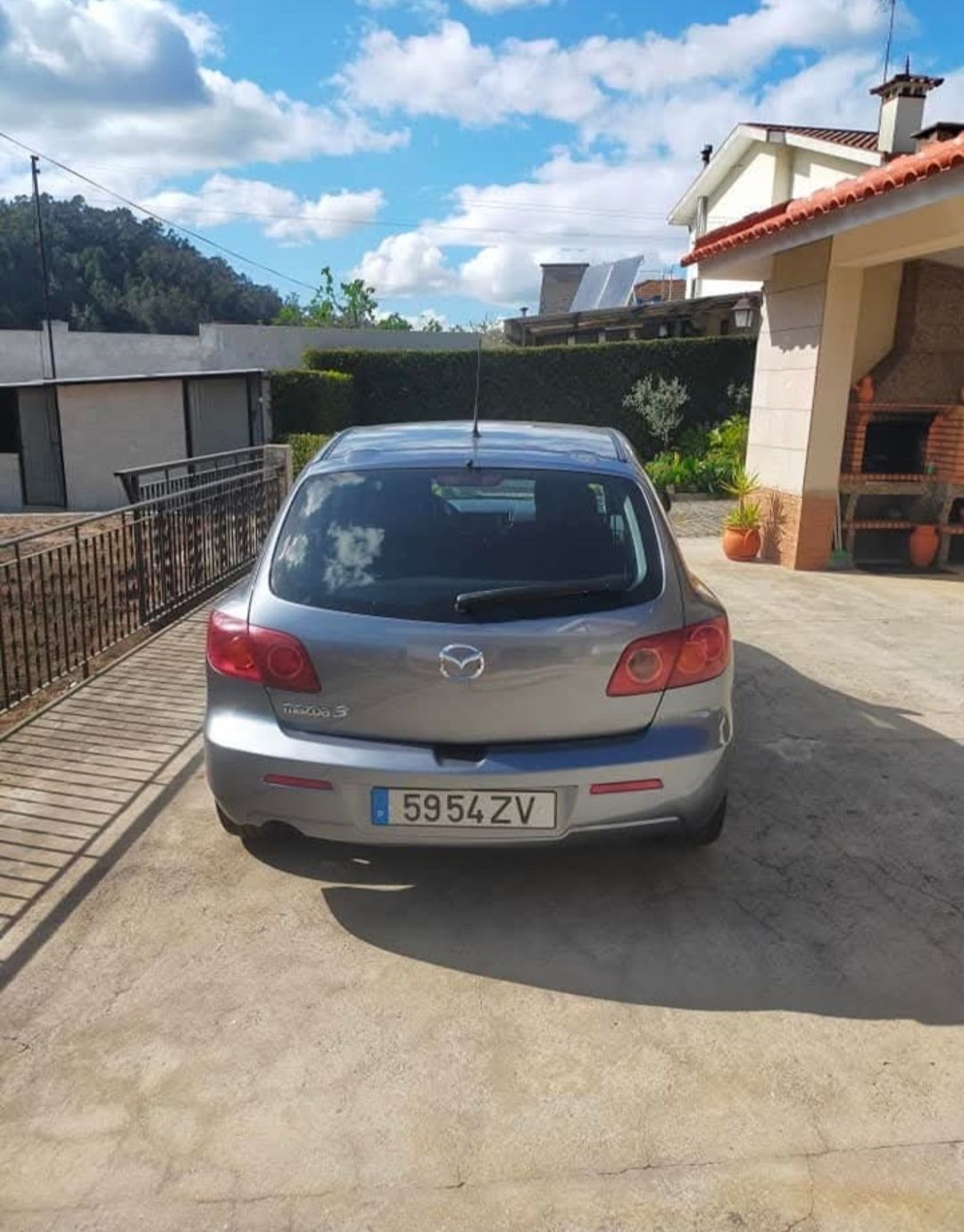 Mazda 3 1.6 Bem Estimado