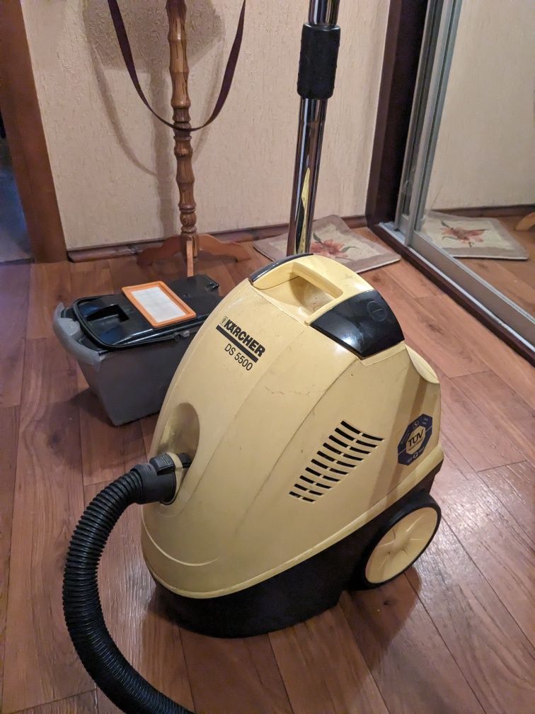 Пылесос Karcher с водяным фильтром