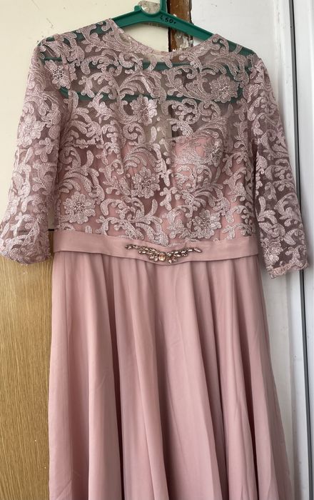 Вечернее, нарядное платье