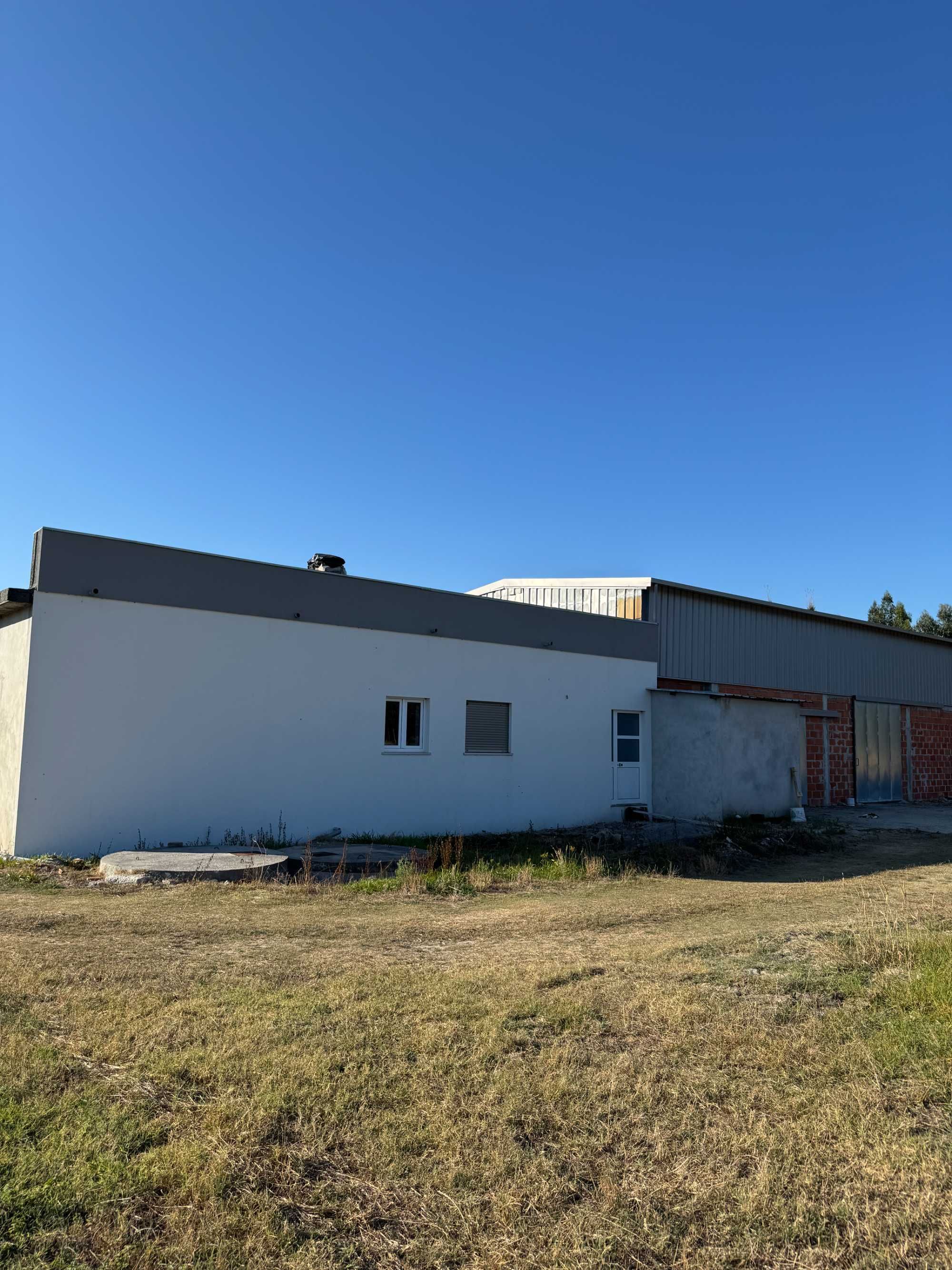 Quinta com 3 Hectares, Armazém e Copa