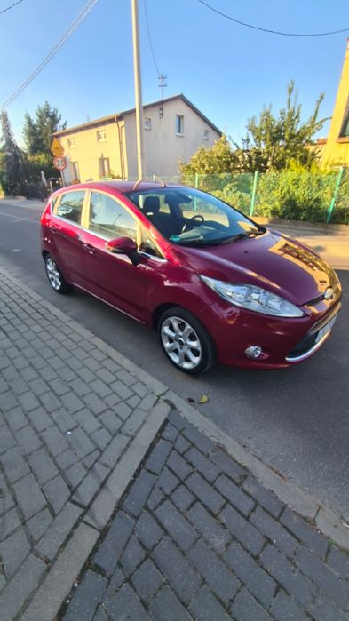 Ford Fiesta mk7 1.4bezyna titanium