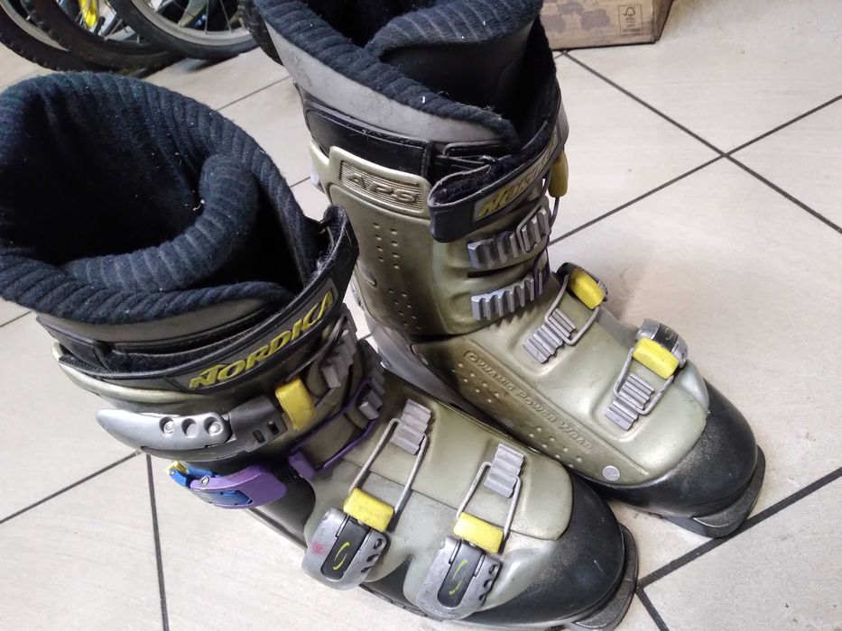 BUTY Narciarskie NORDICA dł. wkładki 26 cm /
Zachęcam do zakupu