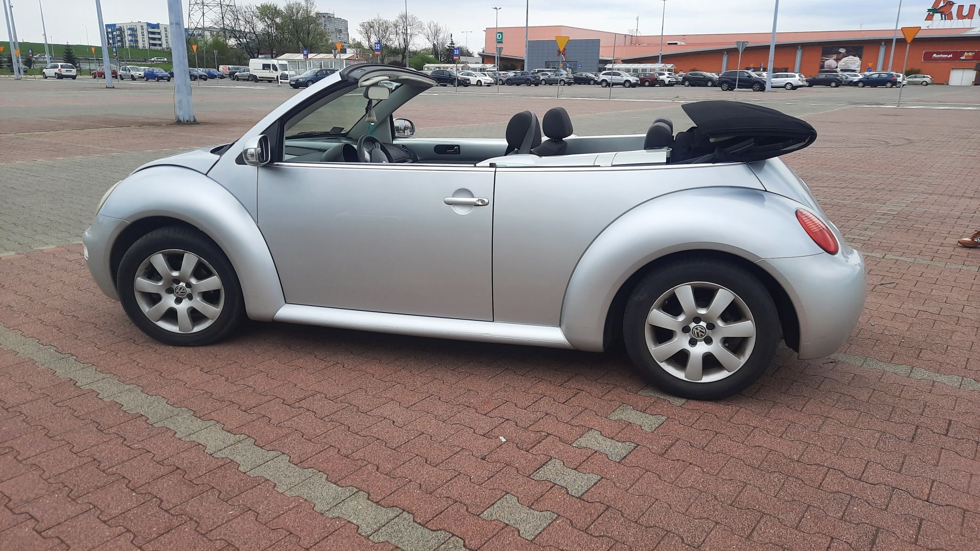 New BEETLE CABRIO, 1.6i + gaz sekwencja LPG, 102 PS, KLIMA