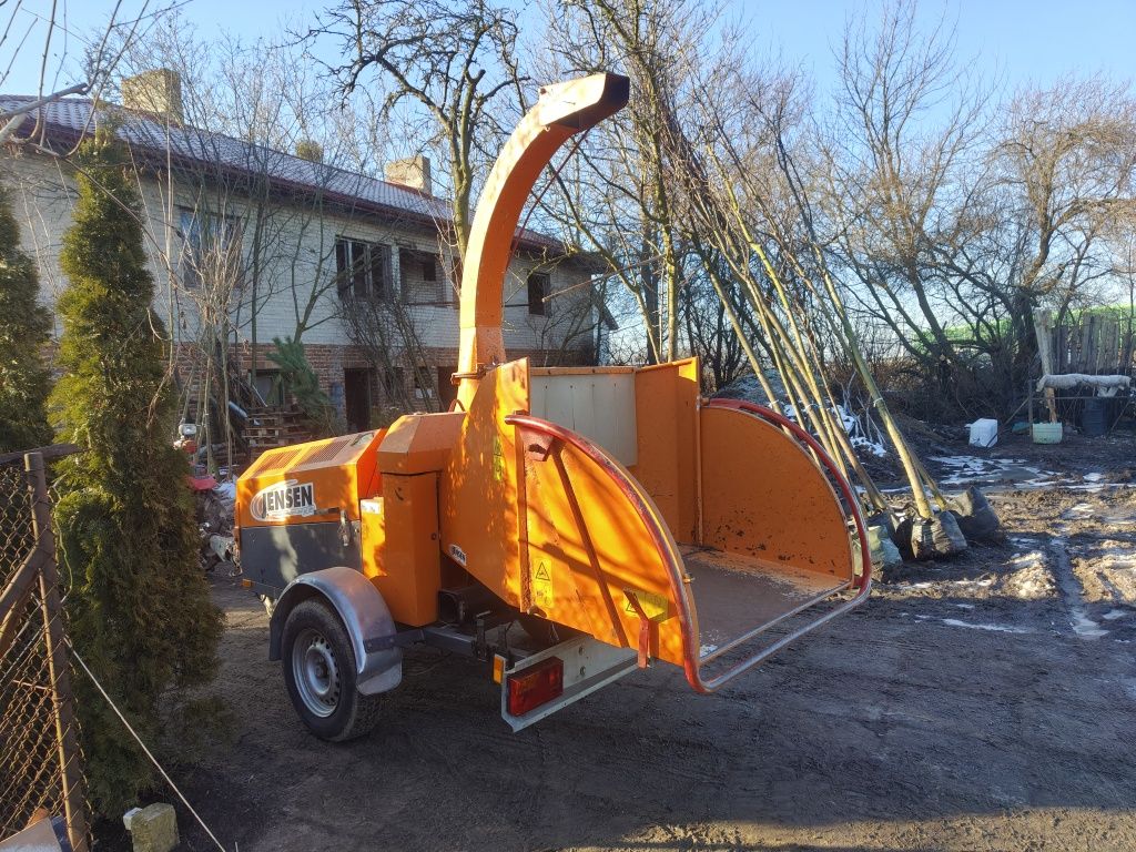 Wynajem rębaka Jensen wynajme rębak rozdrabniacz do gałęzi wypożycze