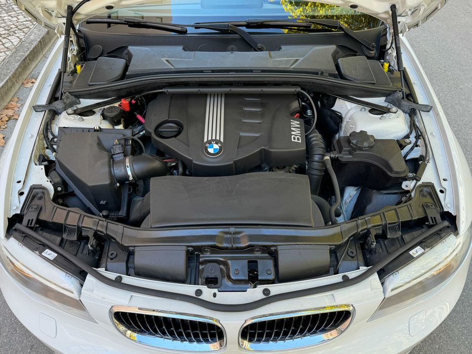 BMW Série 1 Pack M Original 2013 C/190 mil Km