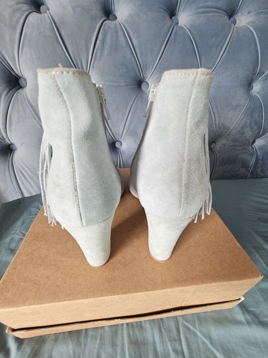 Zamszowe botki bez palców Kati r.40