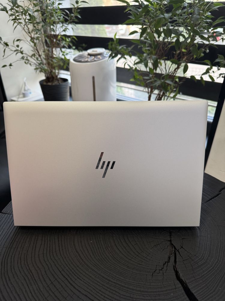 HP EliteBook 840 G8 (i7-1185G7 16GB SSD512GB IPS) #0715